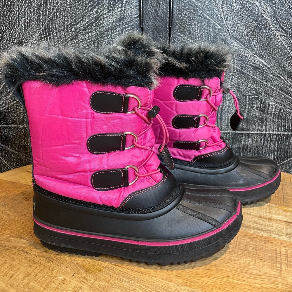 Kids winter boots, like new